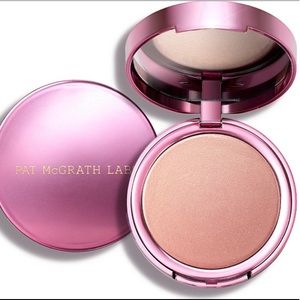 Pat McGrath Divine Rose Skin Fetish Highlighter